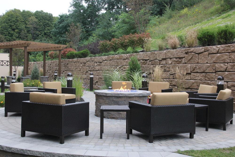 Courtyard By Marriott Oneonta Hotell Exteriör bild