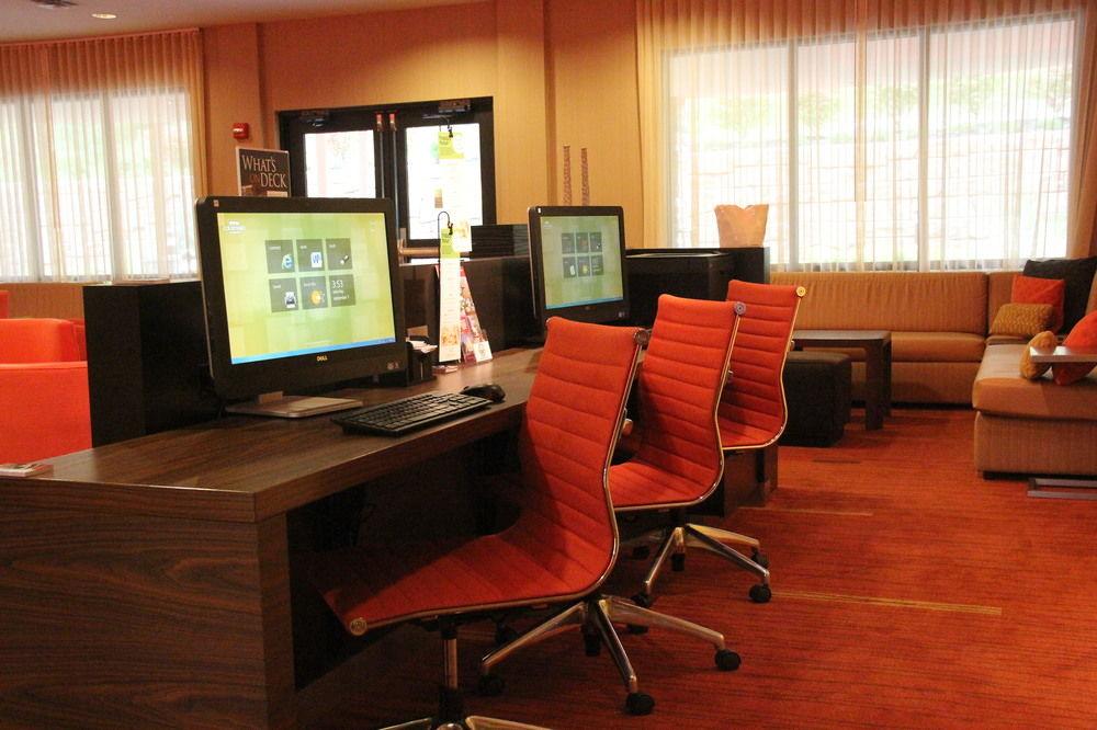 Courtyard By Marriott Oneonta Hotell Exteriör bild