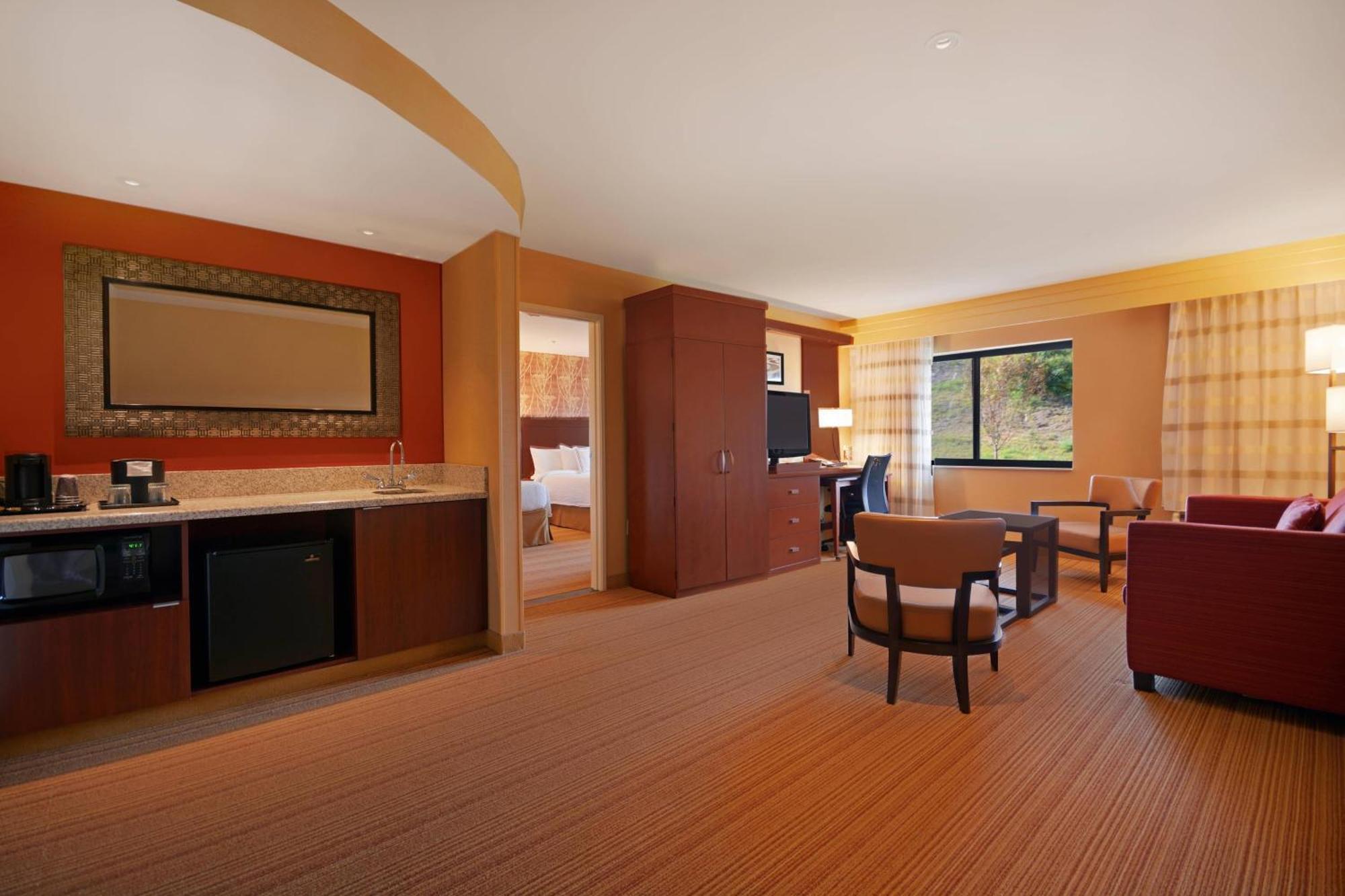 Courtyard By Marriott Oneonta Hotell Exteriör bild