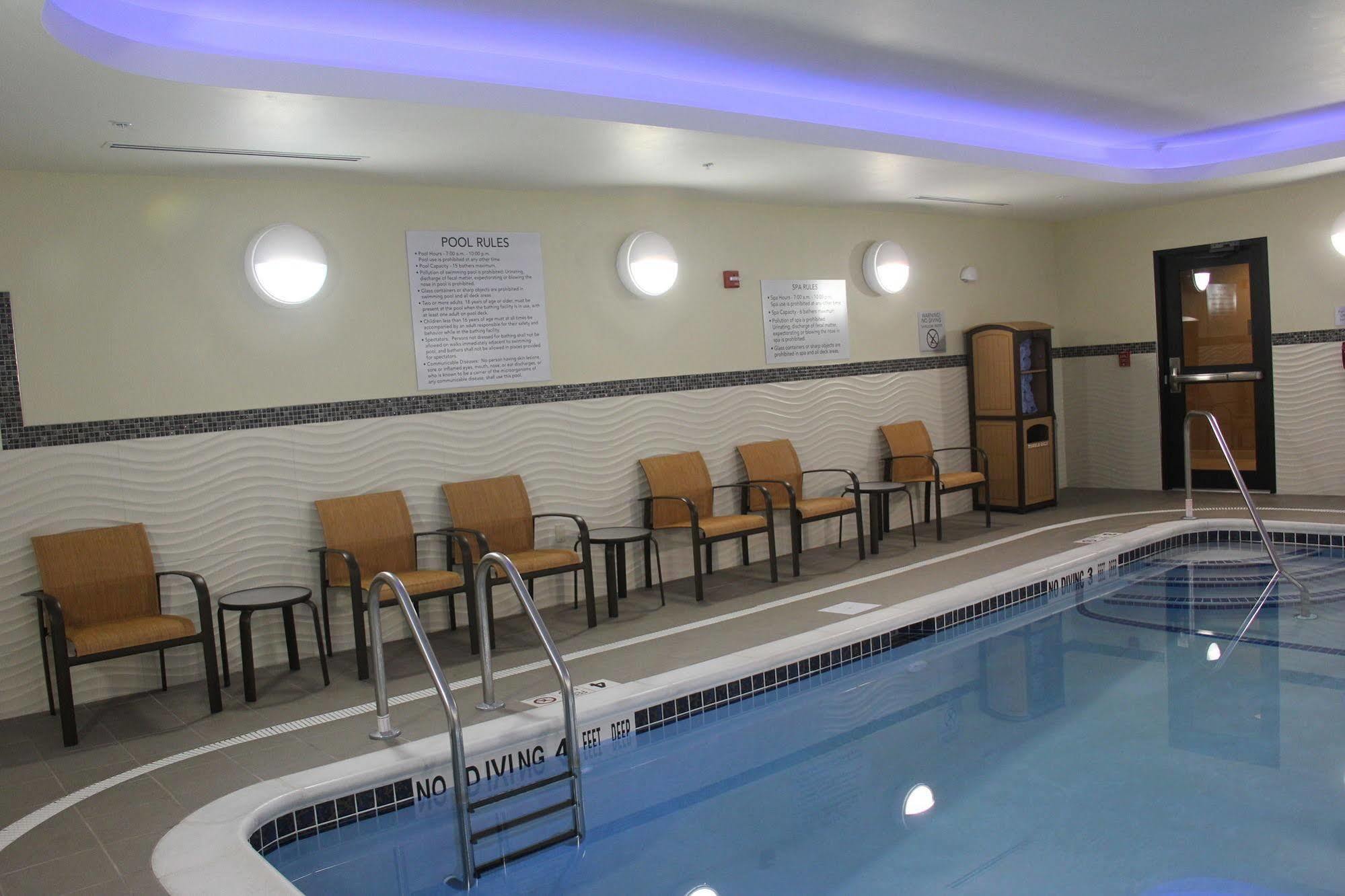 Courtyard By Marriott Oneonta Hotell Exteriör bild